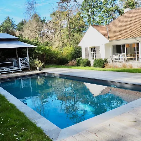 빌라 Avec Piscine Au Coeur De La Foret